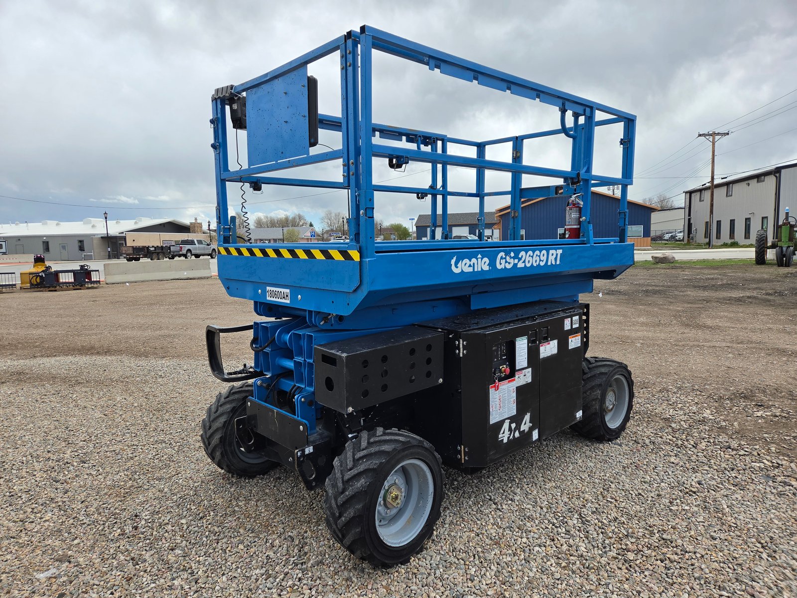 2016 Genie GS2669 RT Scissor Lift Dual Fuel - Full size
