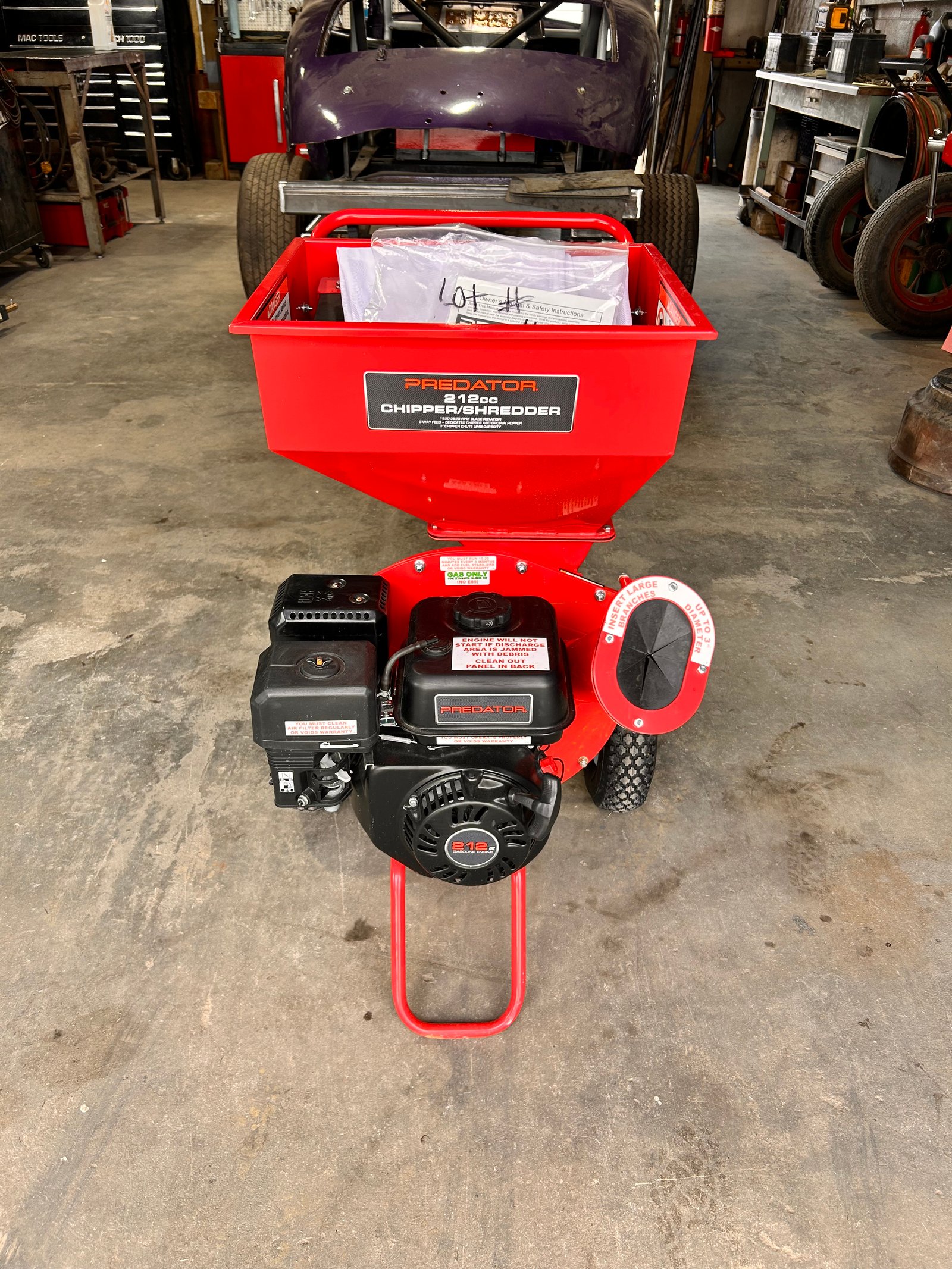 3” Predator 212cc Chipper/Shredder - Full size
