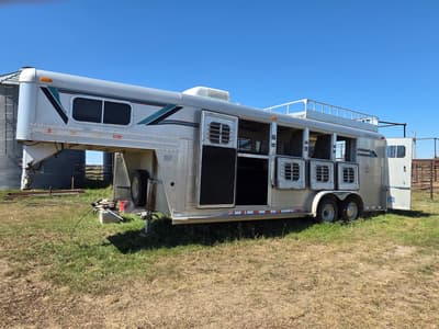 1994 4 Star Horse Trailer - Image 2
