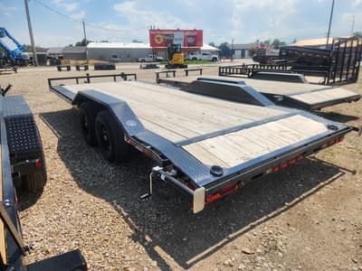 2025 Load Trail 102"x20' Car Hauler 10.4K GVW - Thumbnail 1