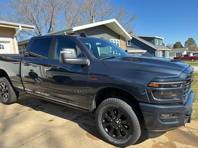 2025 RAM 2500HD 6.7 Cummins Crew cab Short Box 15,000 miles - Image 3