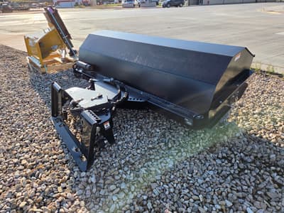 2026 Haugen HAB 84-H 84" Hydraulic Angle Broom LIKE NEW DEMO UNIT! - Image 4
