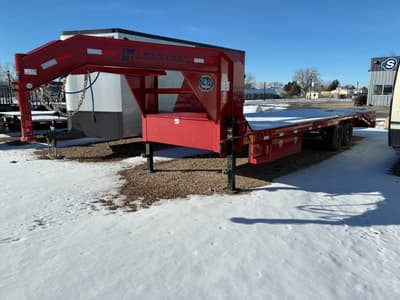 2026 Load Trail 102"x26' Gooseneck Deckover Trailer 14K GVW Max Ramps, Max Steps, LH Toolbox, 14 PLy Tires - Thumbnail 1