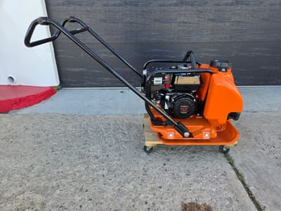 MQ MVC88VTHW Plate Compactor - Image 2