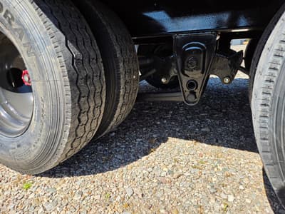 2026 102" x 28' Tandem Dually Gooseneck, Max Ramps, 24K GVW, 14 PLy Tires - Image 7