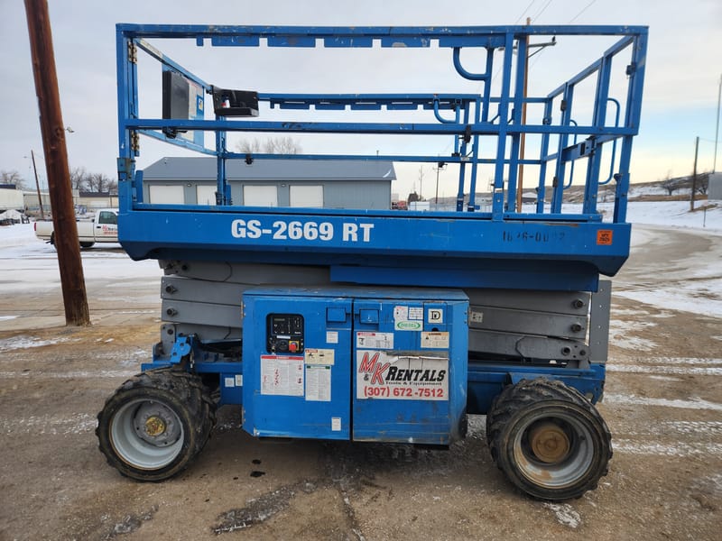 2013 Genie GS 2669 RT Scissor Lift